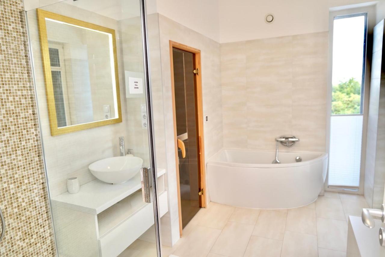 Golden Relax Apartments บาลาตอนฟือเรด ภายนอก รูปภาพ