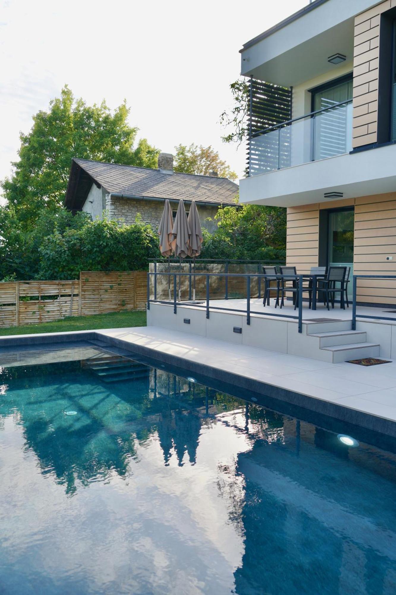 Golden Relax Apartments บาลาตอนฟือเรด ภายนอก รูปภาพ